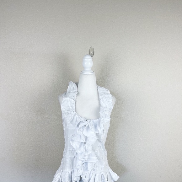 Boston Proper White Textured Frilly Zip up Blouse - Picture 2 of 9